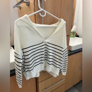 Shein Black and White Sweater Size small.
